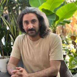  سید مجتبی حسینی 